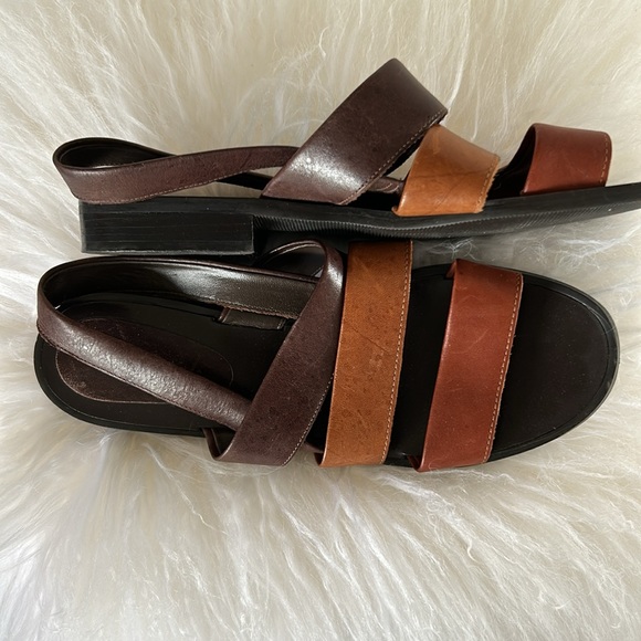 Bandolino tri-colour leather sandal - Picture 3 of 4